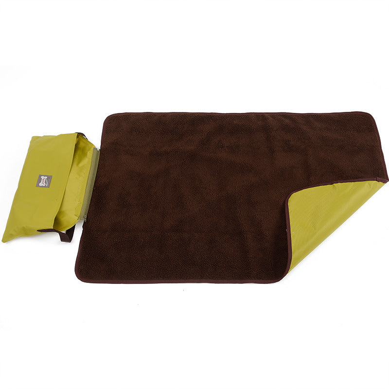 Milipet Portable Outdoor Pet Blanket - Waterproof Folding Travel Mat